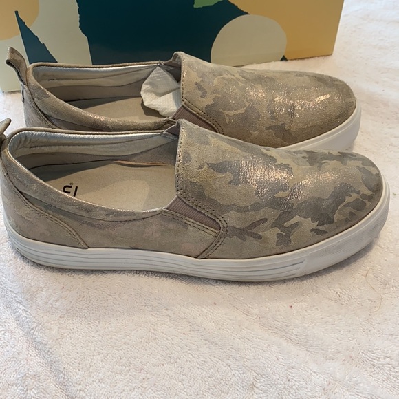 Women’s slip on sneakers - Picture 3 of 7